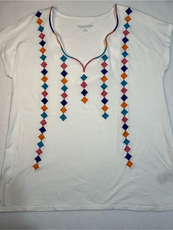 Soft Surroundings Tops - Soft Surroundings White Tee with Teal Logo